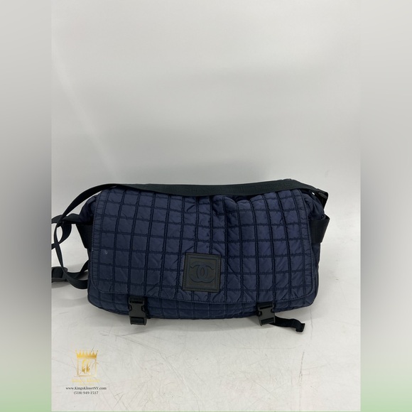 Chanel Sports line Messenger bag - Picture 5 of 13